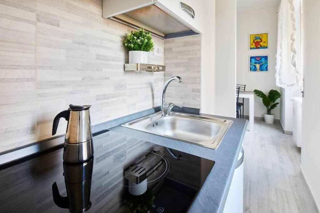 Sunny San Siro Stadio Apartment Мілан Екстер'єр фото